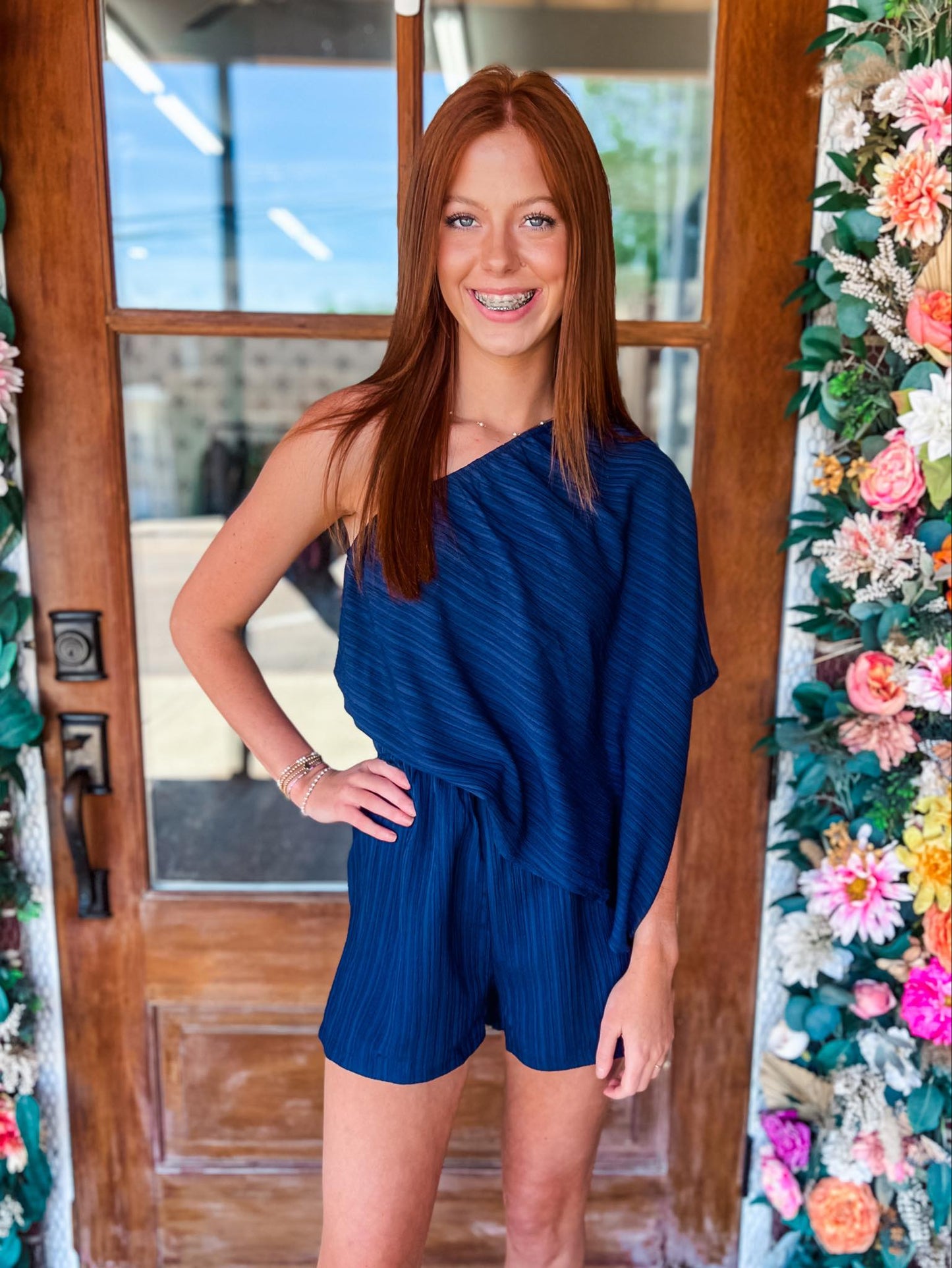 Single Shoulder Half Sleeve Romper