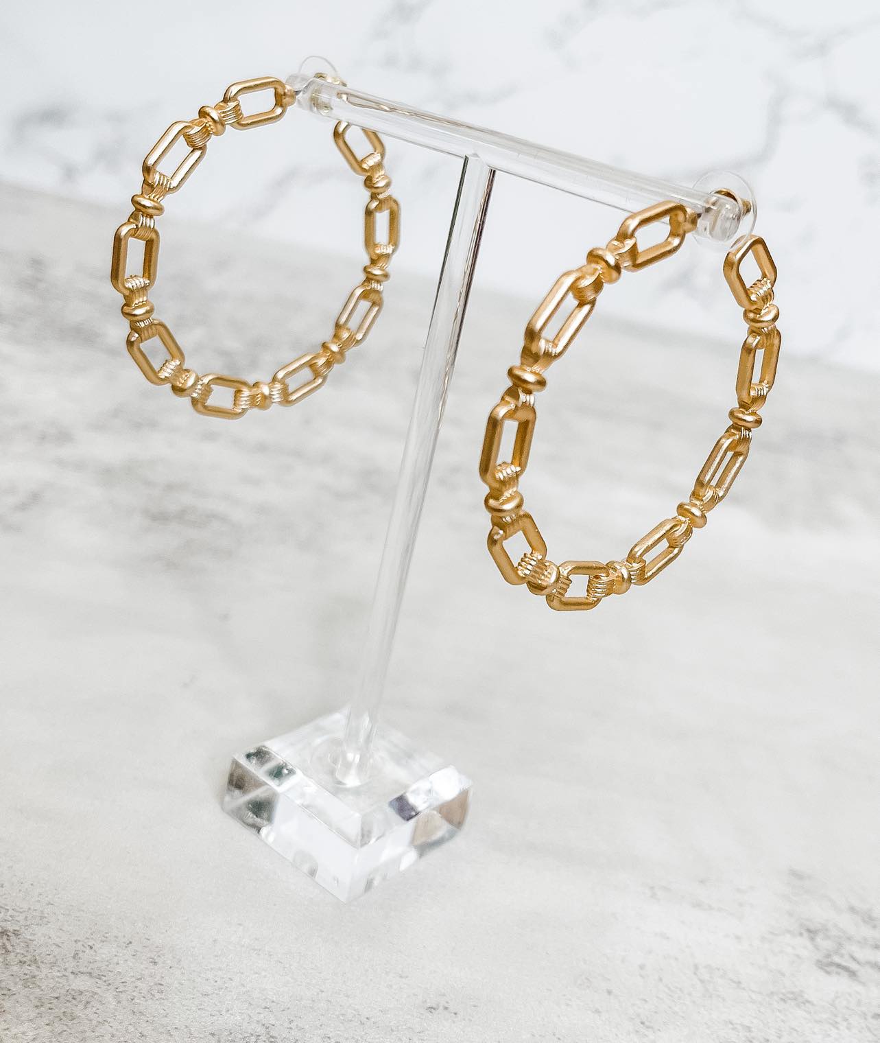 Tate Hoop