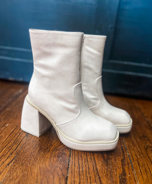 Dallas Boots - CREAM (was $84.90)